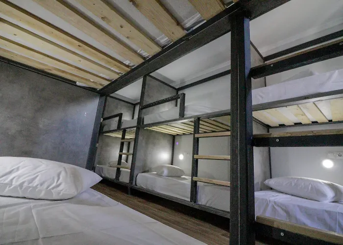 Albergue Athens Hawks